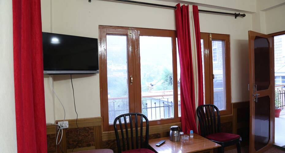 Hotel Simsa Home Stay, Manali 3